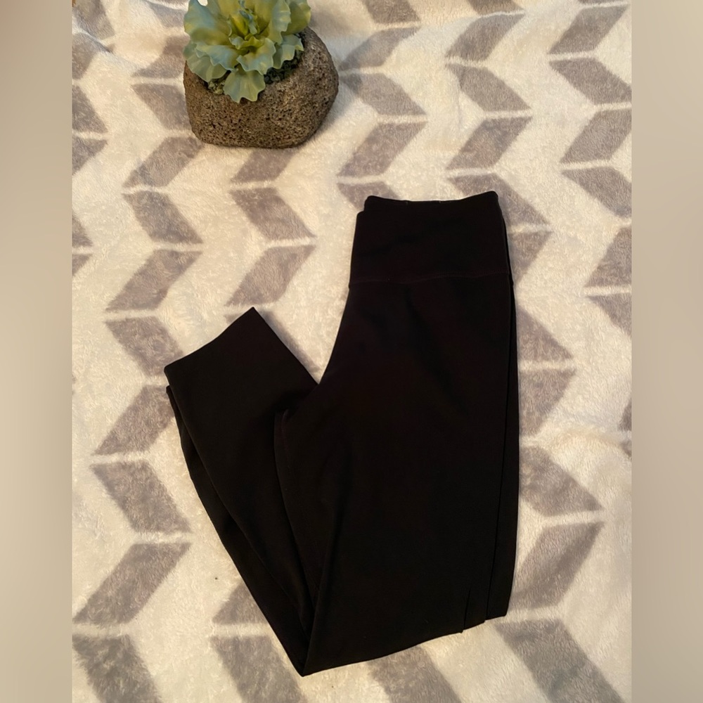 Nike DriFit Black Crops